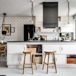 Como conseguir una decoración suave y cálida para la cocina.