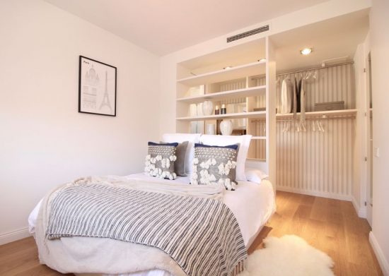 Estrellas doradas para una habitación infantil. – Interiores Chic