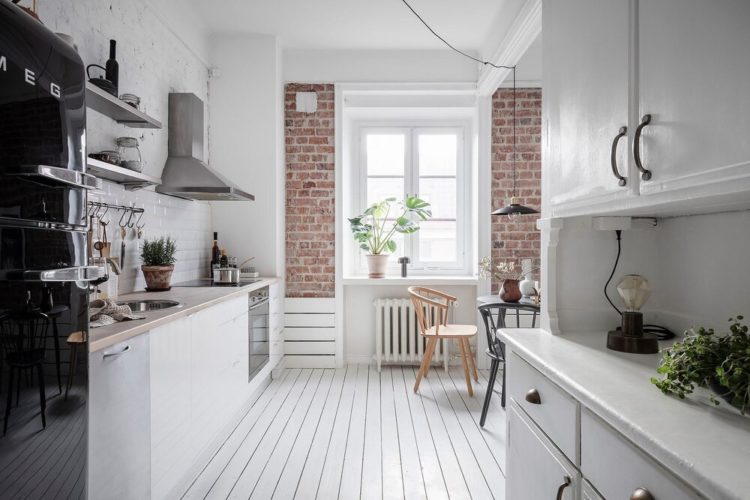 Un luminoso apartamento escandinavo con paredes de ladrillo a la vista. – Interiores Chic | Blog